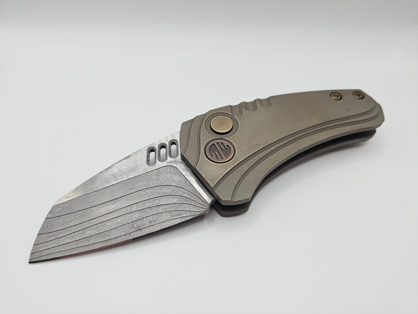 MW Skintah #0002 [Launch Price]